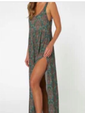 NWOT O’Neil Sleeveless Floral Maxi Dress in Teal and mauve